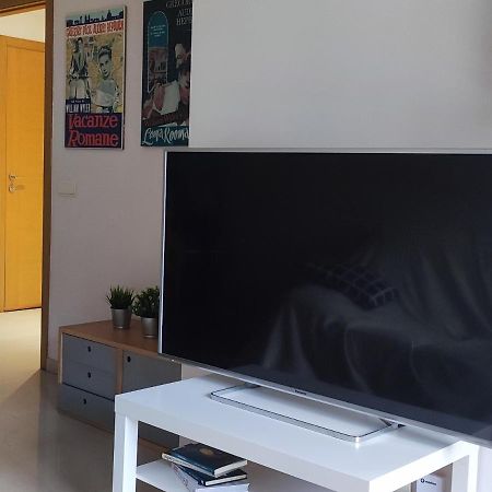 San Salvador de Poio Apartamento Dos Habitaciones Exterior Y Bien Comunicado מראה חיצוני תמונה