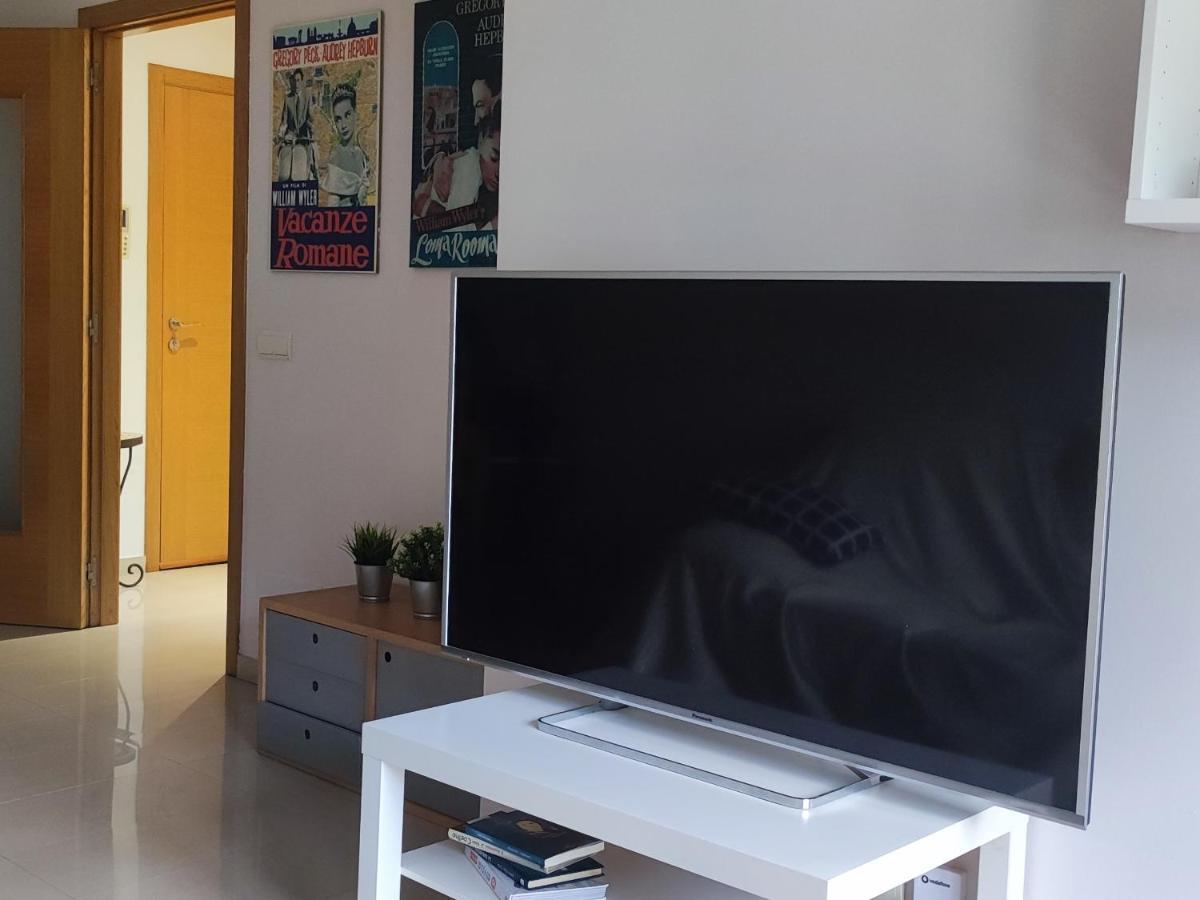 San Salvador de Poio Apartamento Dos Habitaciones Exterior Y Bien Comunicado מראה חיצוני תמונה